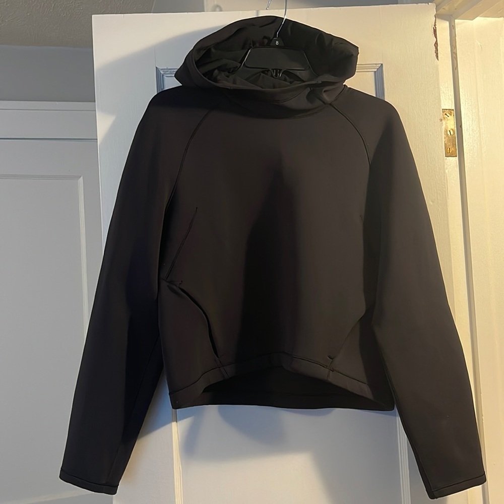 Lululemon airwrap pullover hoodie